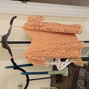 V Christina Embroidered Cold Shoulder Top SM. V-neck, lined burnt orange